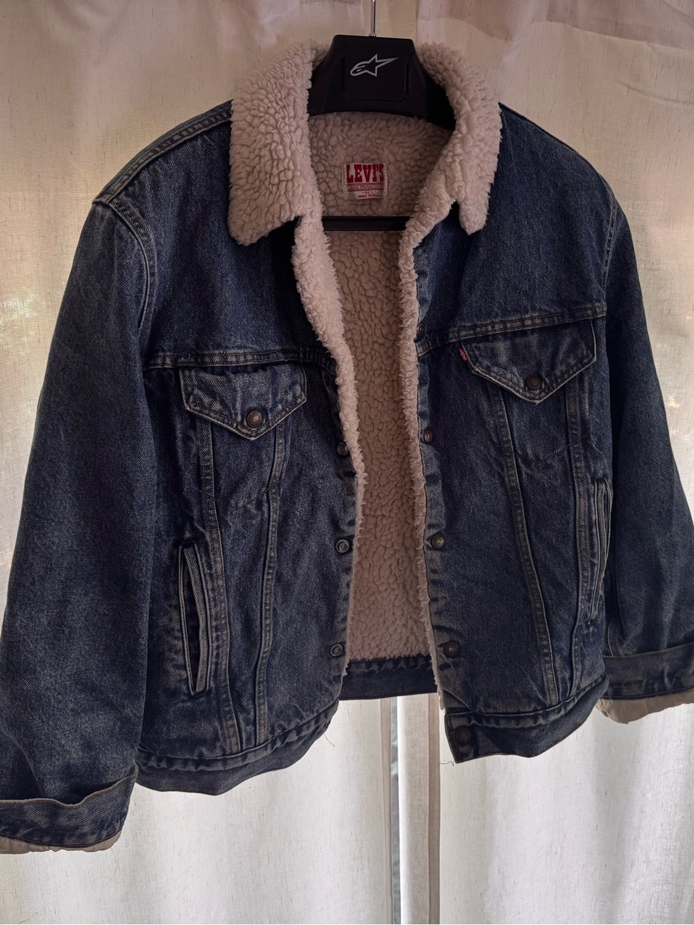 Vintage LEVI'S Sherpa Trucker Denim
Jacket Men's Size 42L